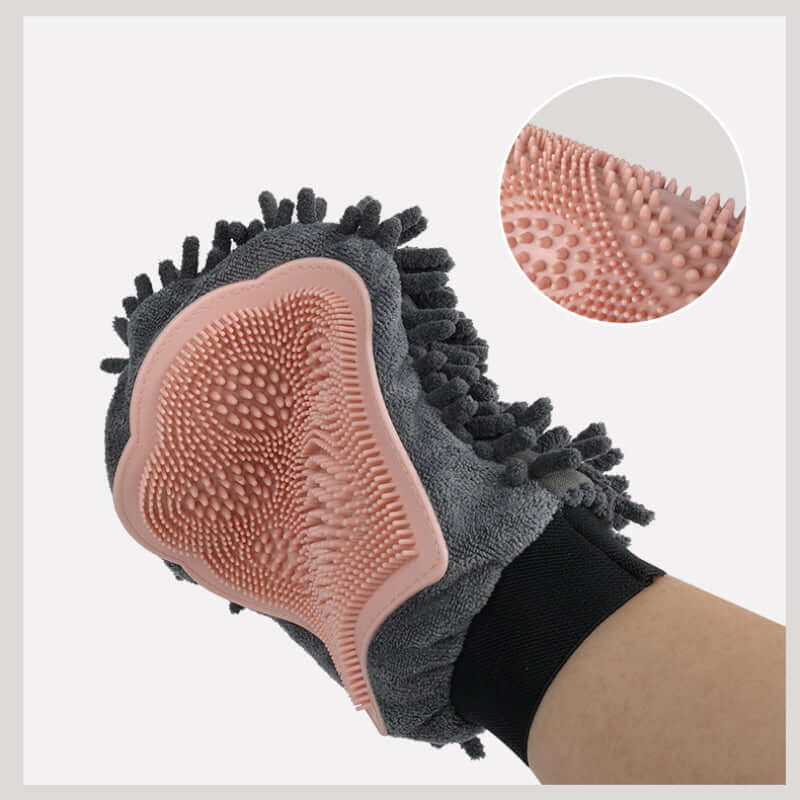 2-in-1 Pet Grooming & Bathing Glove – Deshedding Brush + Massage Mitt