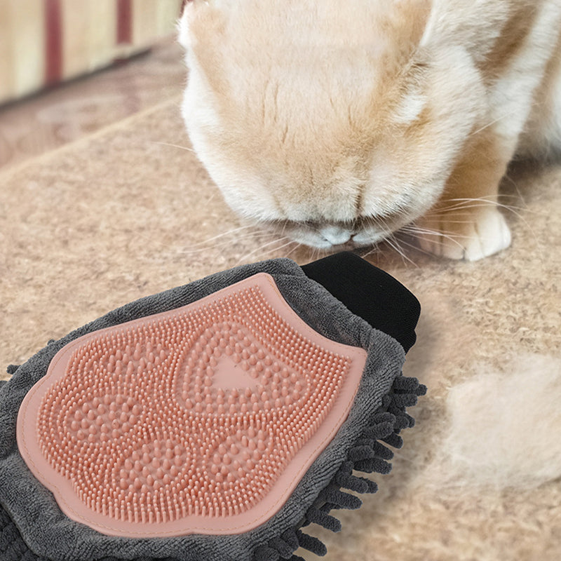 2-in-1 Pet Grooming & Bathing Glove – Deshedding Brush + Massage Mitt