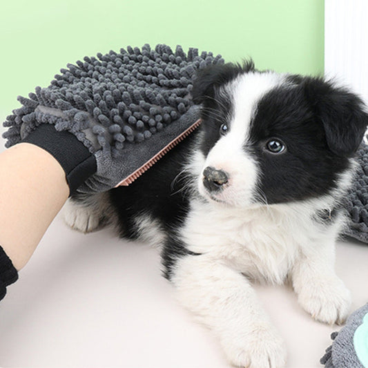 2-in-1 Pet Grooming & Bathing Glove – Deshedding Brush + Massage Mitt